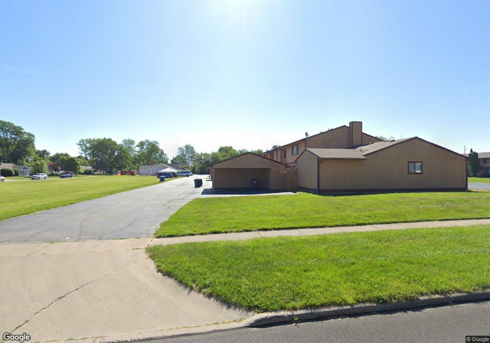 5082 Breezeway Dr unit 26, Toledo, OH 43613 - photo 1