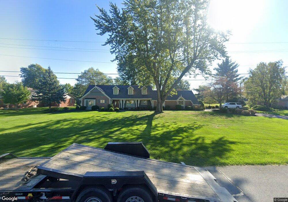 1581 Fairway Dr, Lima, OH 45805 - photo 1