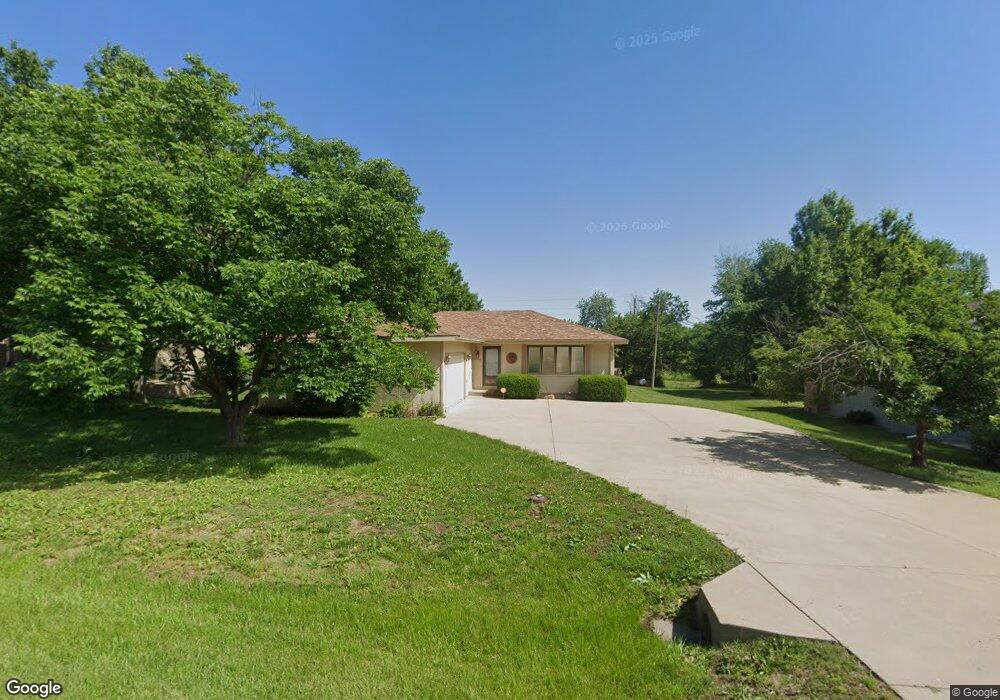 7036 SW 33rd St, Topeka, KS 66614 - photo 1