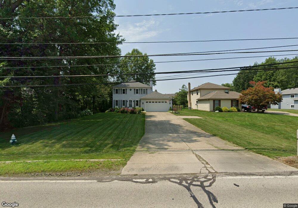 7280 Fitch Rd, Olmsted Falls, OH 44138 - photo 1