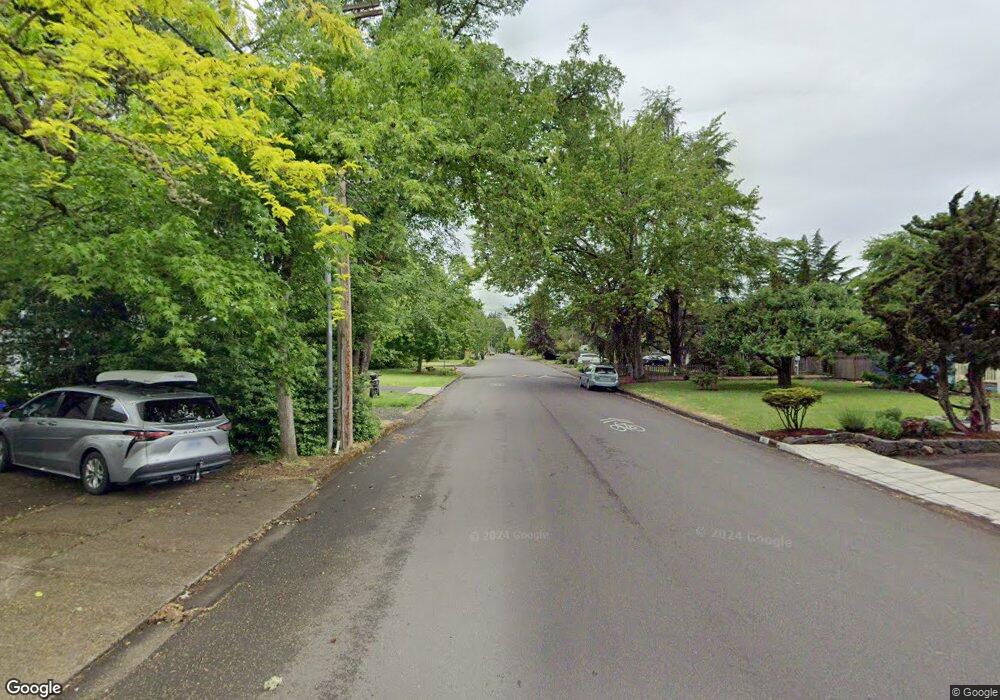 1 Minda 1728-1, Eugene, OR 97401 - photo 1