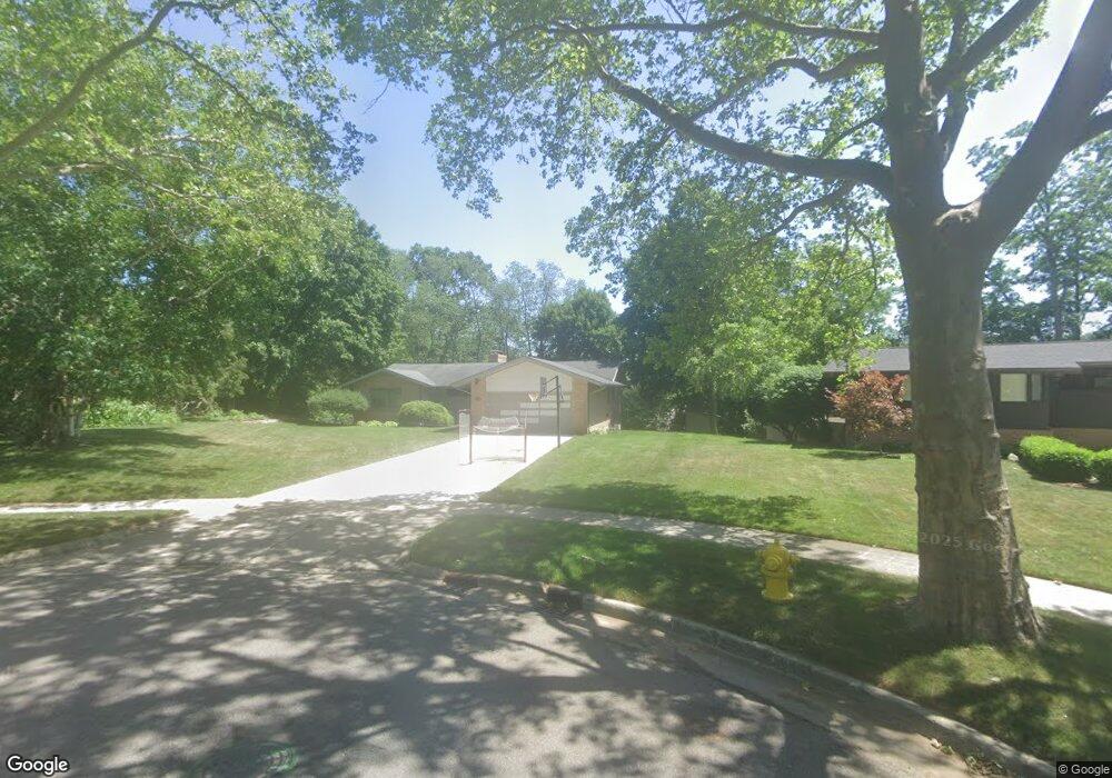 1818 Meadowfield Dr NE, Grand Rapids, MI 49505 - photo 1