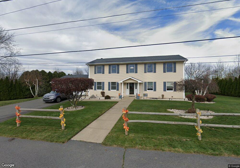 8 W Chapman St, Pittston, PA 18640 - photo 1