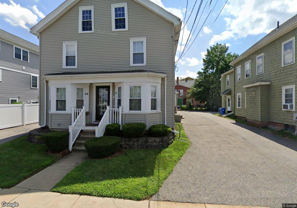 37 Taylor St unit A, Waltham, MA 02453 - photo 1