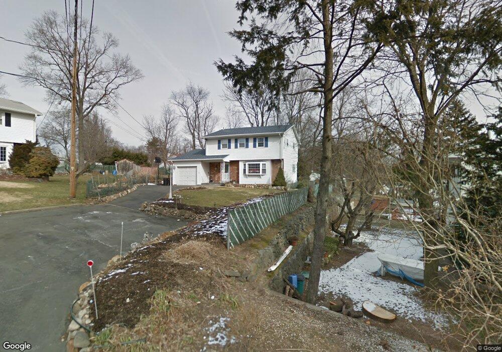 7 Bennington Dr, Tappan, NY 10983 - photo 1