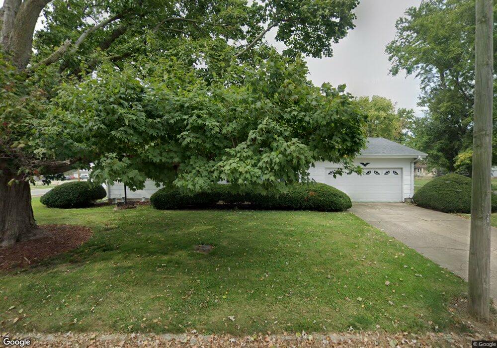 201 N Cass St, Virginia, IL 62691 - photo 1