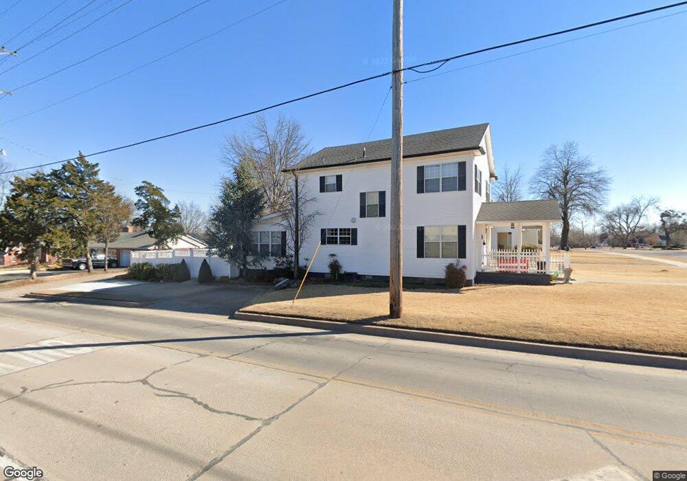 1429 N Broadway Ave, Shawnee, OK 74801 - photo 1