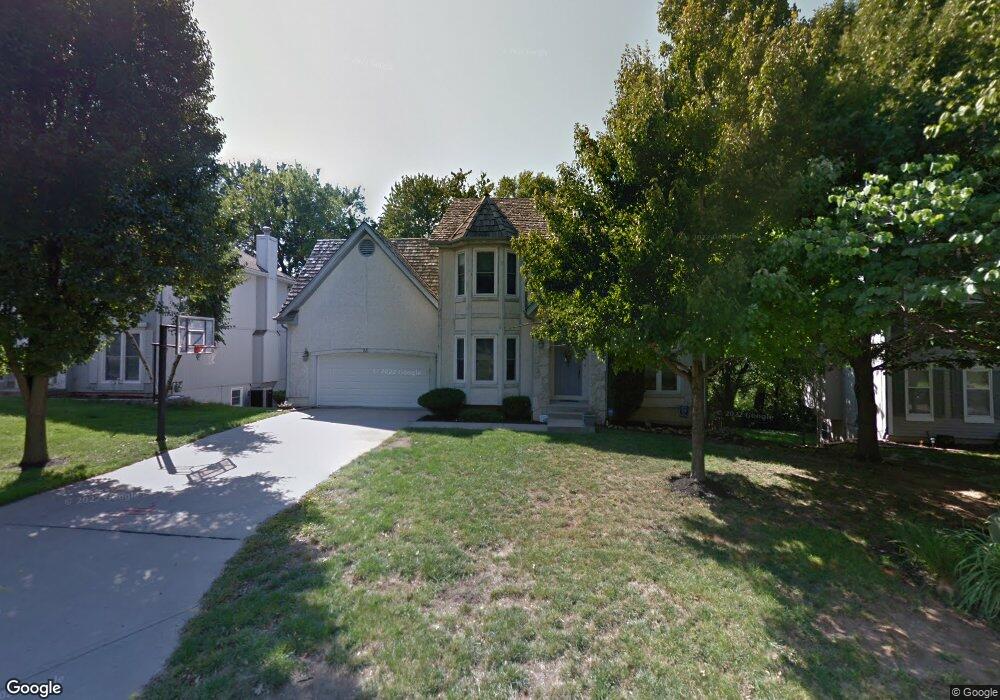 8118 Bell Rd, Lenexa, KS 66219 - photo 1