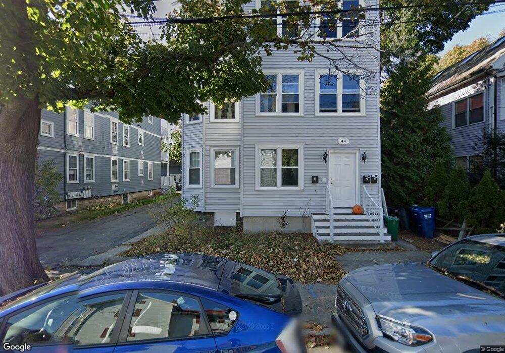 40 Clay St unit 1, Cambridge, MA 02140 - photo 1