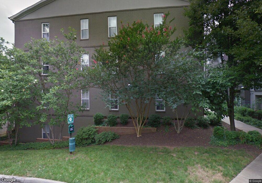 700 Walker Square unit 2B, Charlottesville, VA 22903 - photo 1