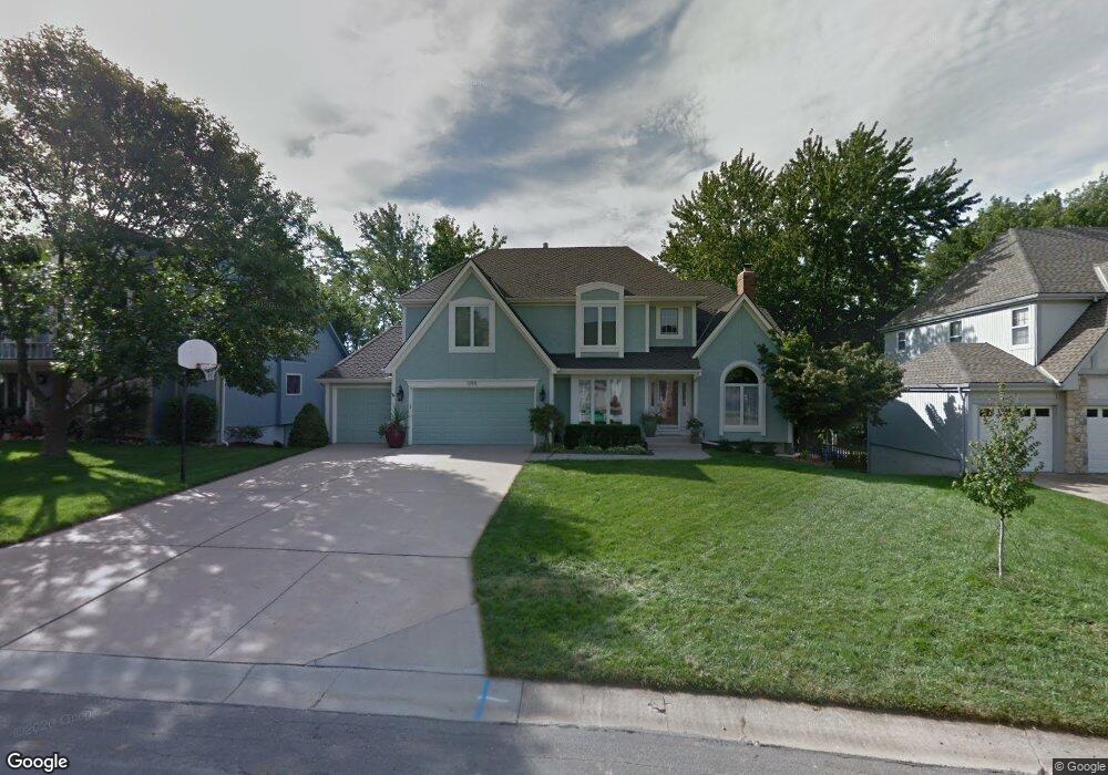 13915 W 76th Cir, Shawnee, KS 66216 - photo 1