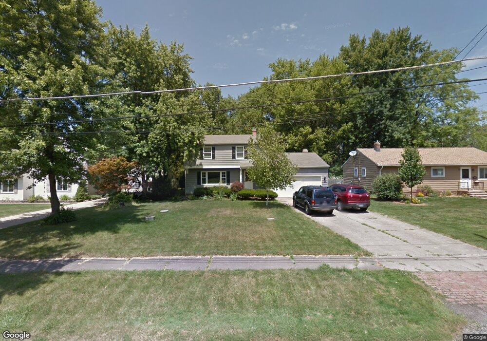 26258 Cranage Rd, Olmsted Falls, OH 44138 - photo 1