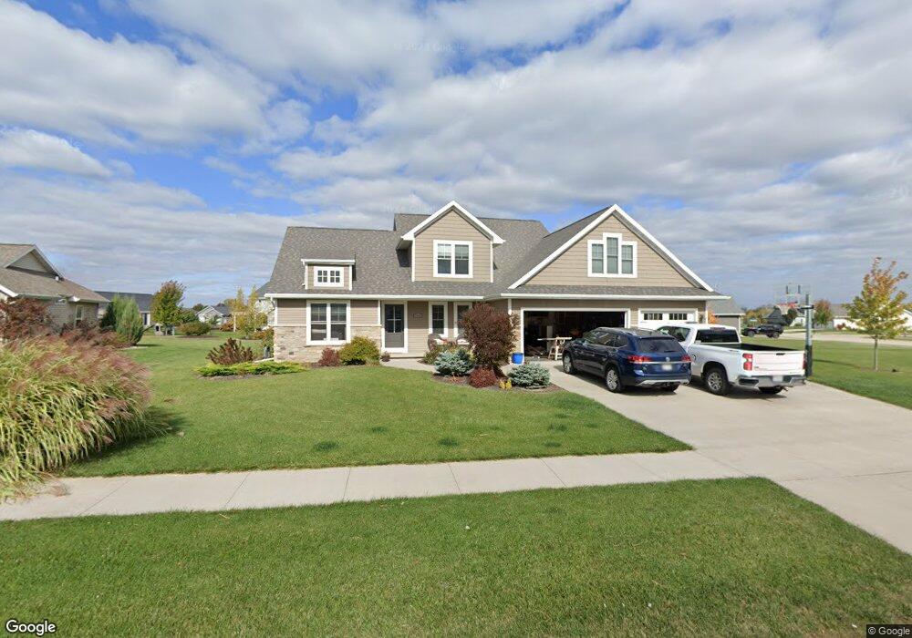 W5752 Parker Way, Appleton, WI 54915 - photo 1