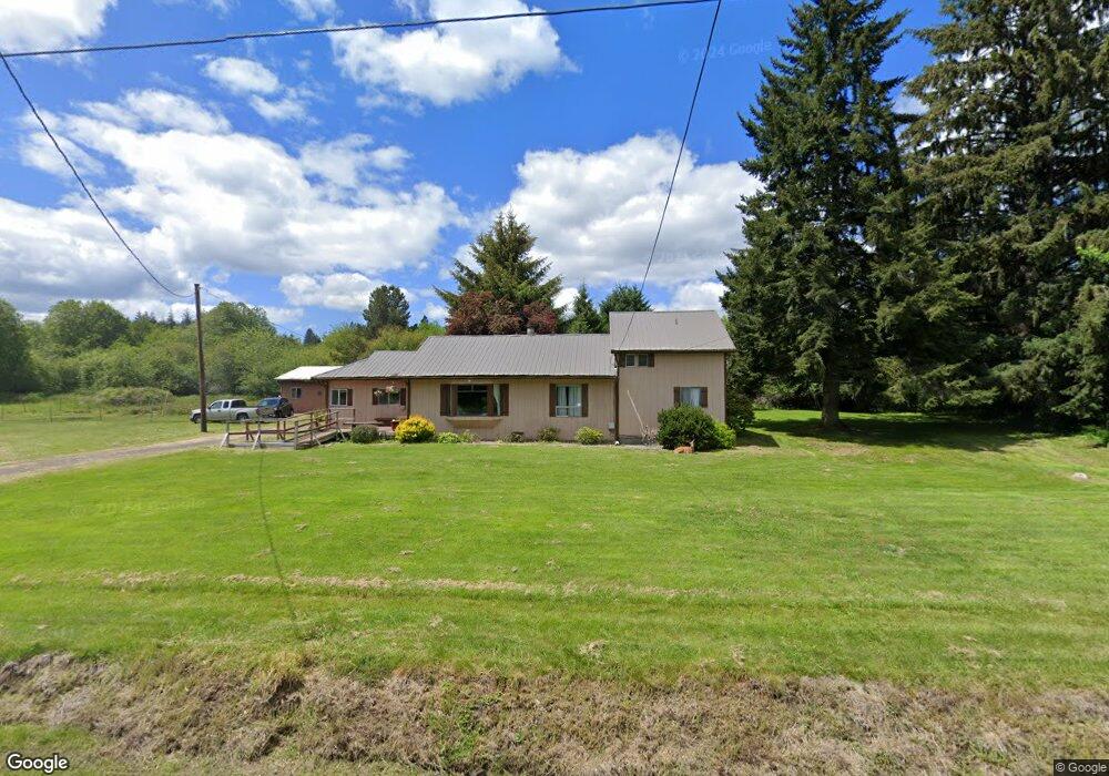 1030 Ludington Ave, Raymond, WA 98577 - photo 1