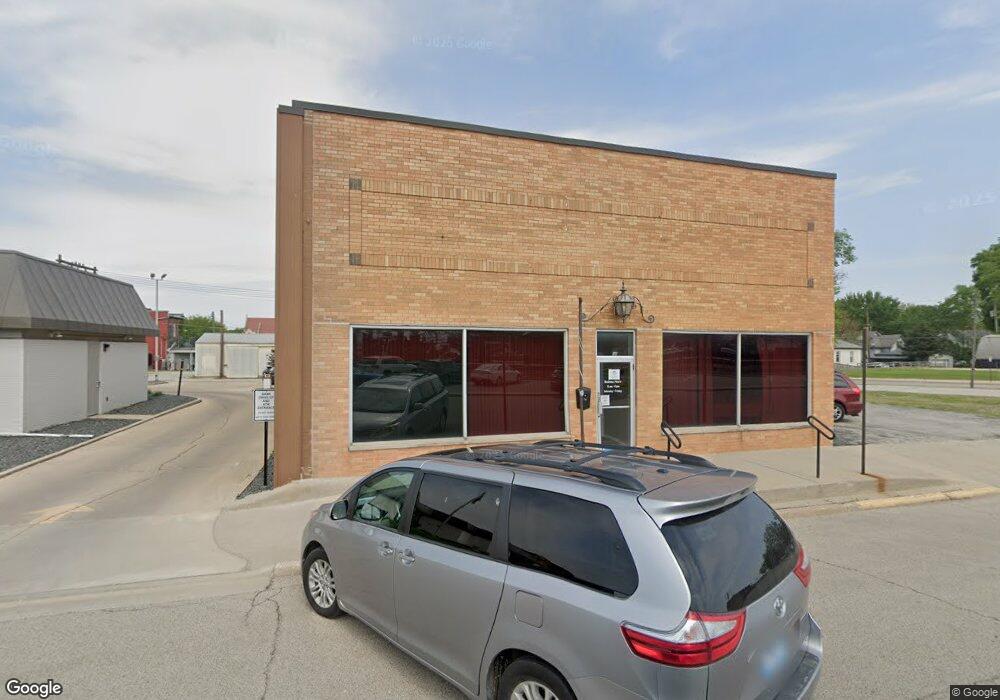 119 N Sangamon St, Lincoln, IL 62656 - photo 1