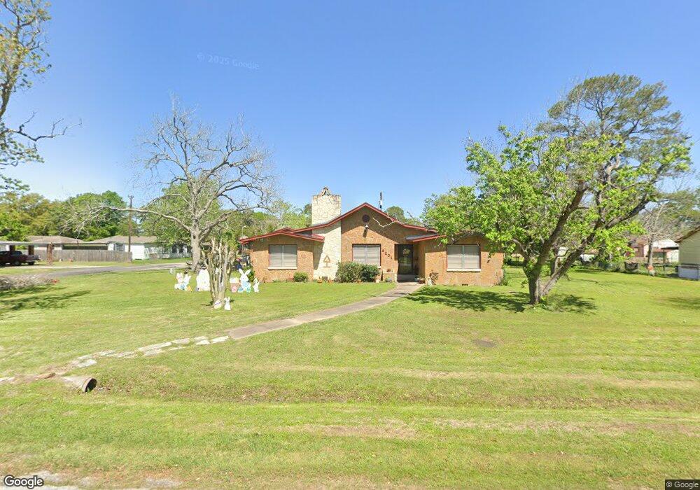 3201 13th St, Bay City, TX 77414 - photo 1