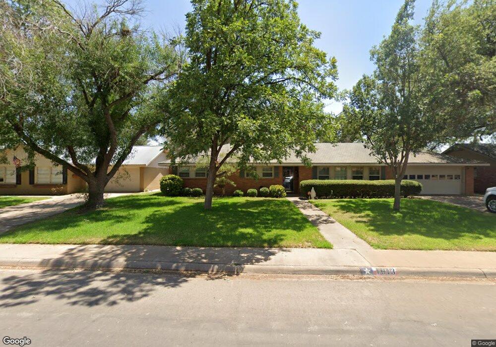 1610 W Pecan Ave, Midland, TX 79705 - photo 1