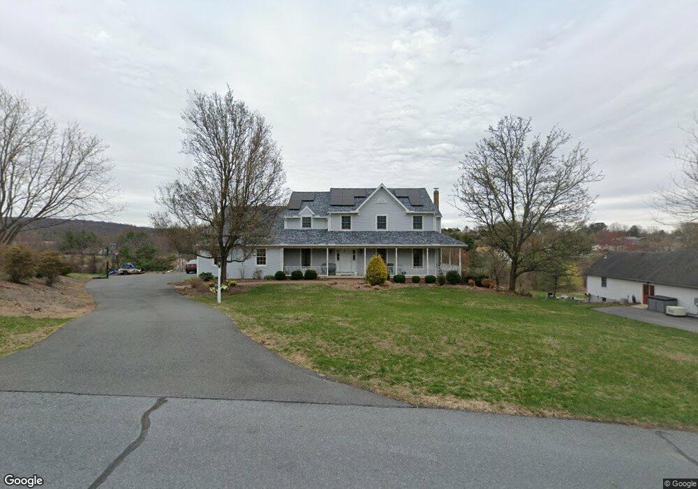 4 Butlers Ln, Mohnton, PA 19540 - photo 1