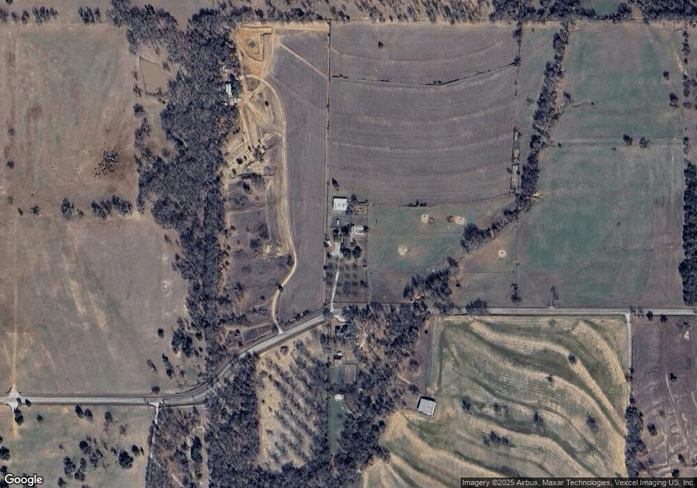 801 Mcclendon Rd, Weatherford, TX 76088 - photo 1