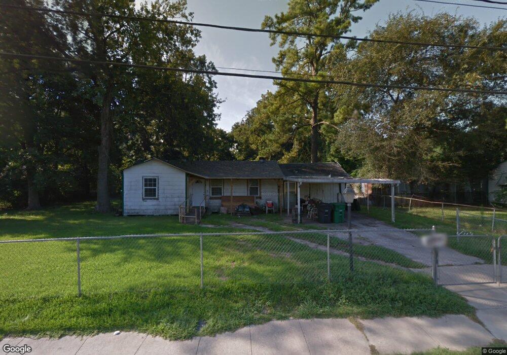 7332 Ley Rd, Houston, TX 77028 - photo 1
