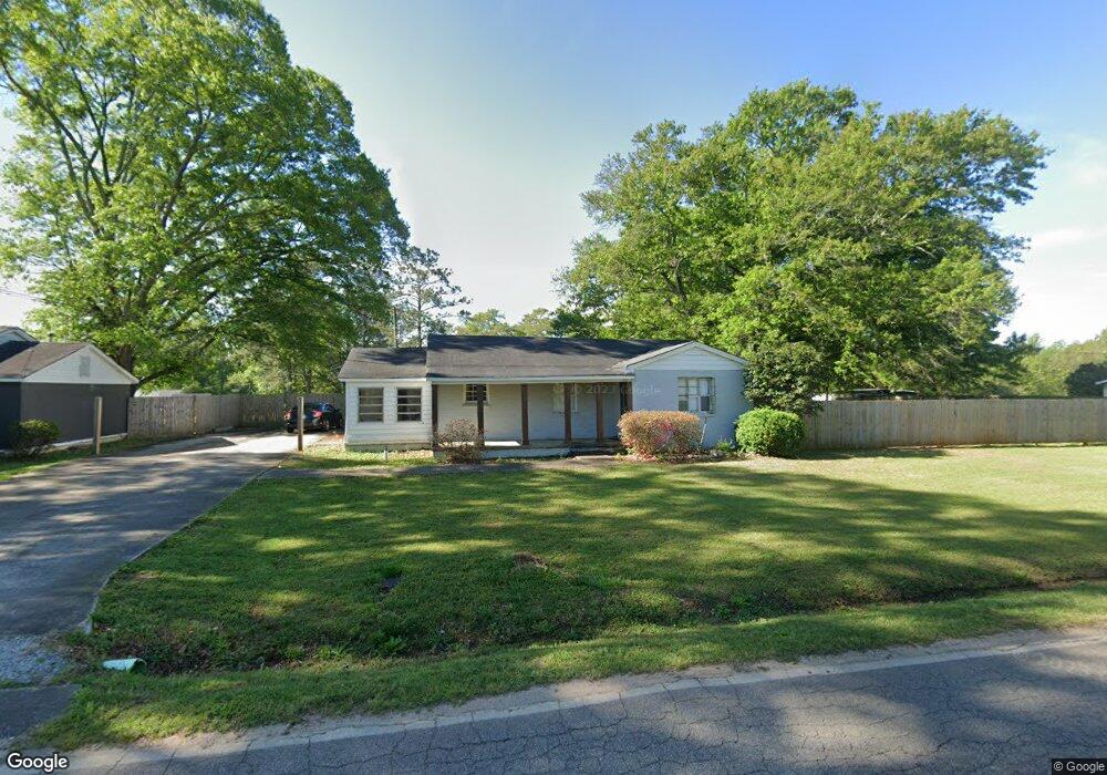 310 Grove St, Barnesville, GA 30204 - photo 1