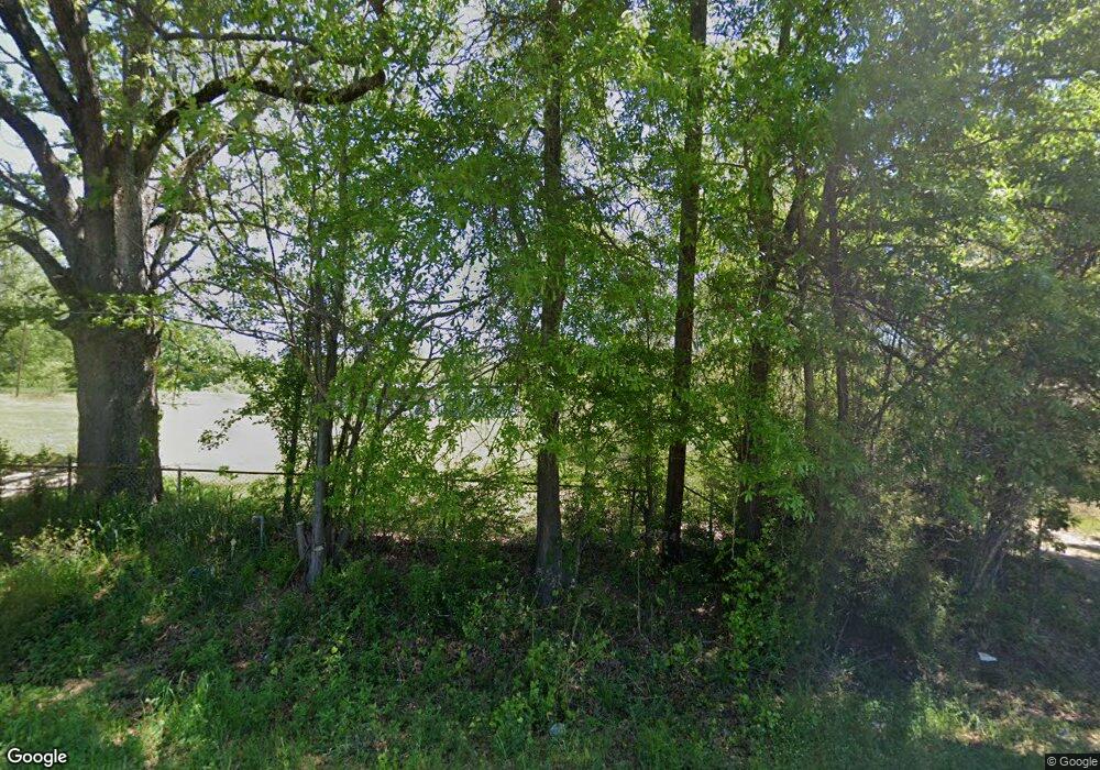 1716 N Pine St, Vivian, LA 71082 - photo 1