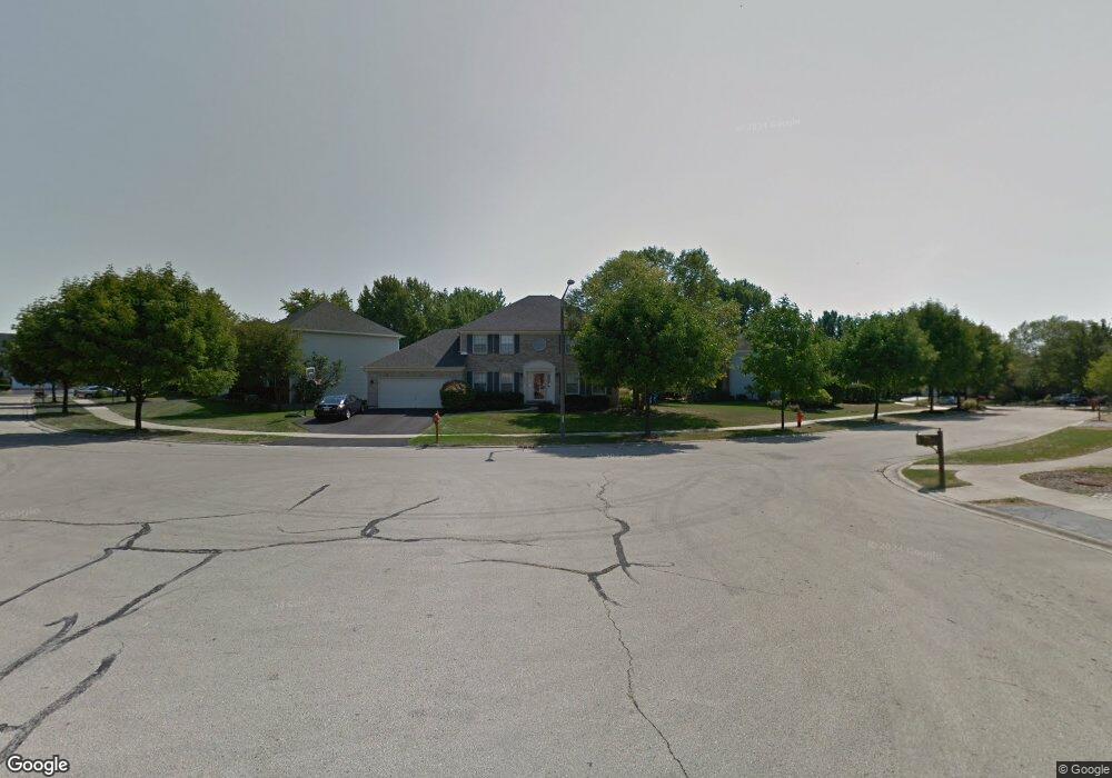 1641 Ithaca Dr, Naperville, IL 60565 - photo 1