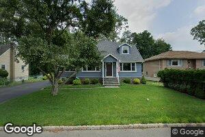 64 Mountain Ave, Cedar Knolls, NJ 07927