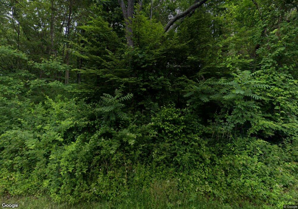 8 Fox Hill Rd, Pound Ridge, NY 10576 - photo 1