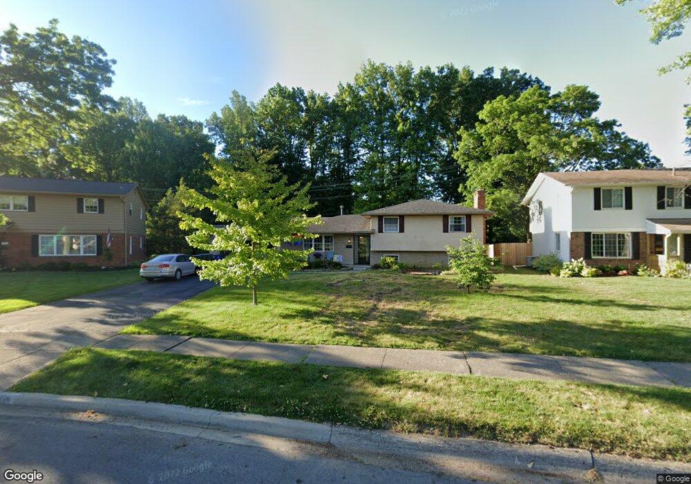 1226 Fahlander Dr N, Columbus, OH 43229 - photo 1