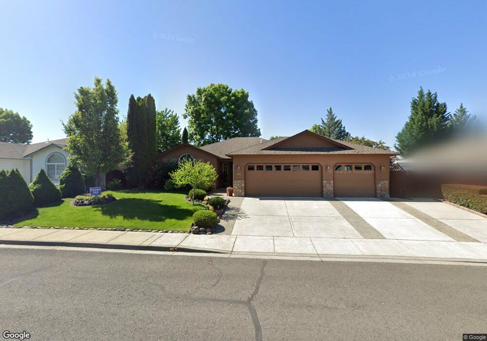 2624 Devonshire Place, Central Point, OR 97502 - photo 1