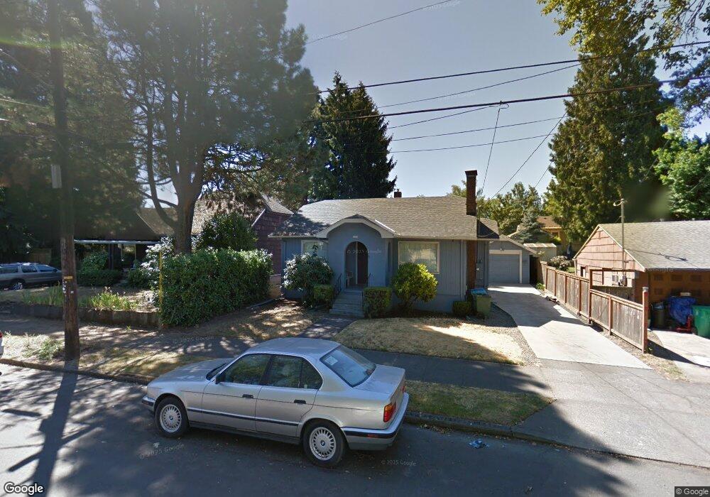 2230 N Schofield St, Portland, OR 97217 - photo 1