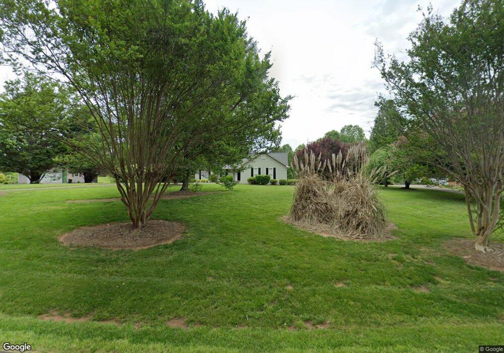 360 Chandler Heights Cir unit 48, Alto, GA 30510 - photo 1