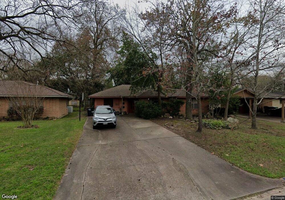 1311 Ansbury Dr, Houston, TX 77018 - photo 1