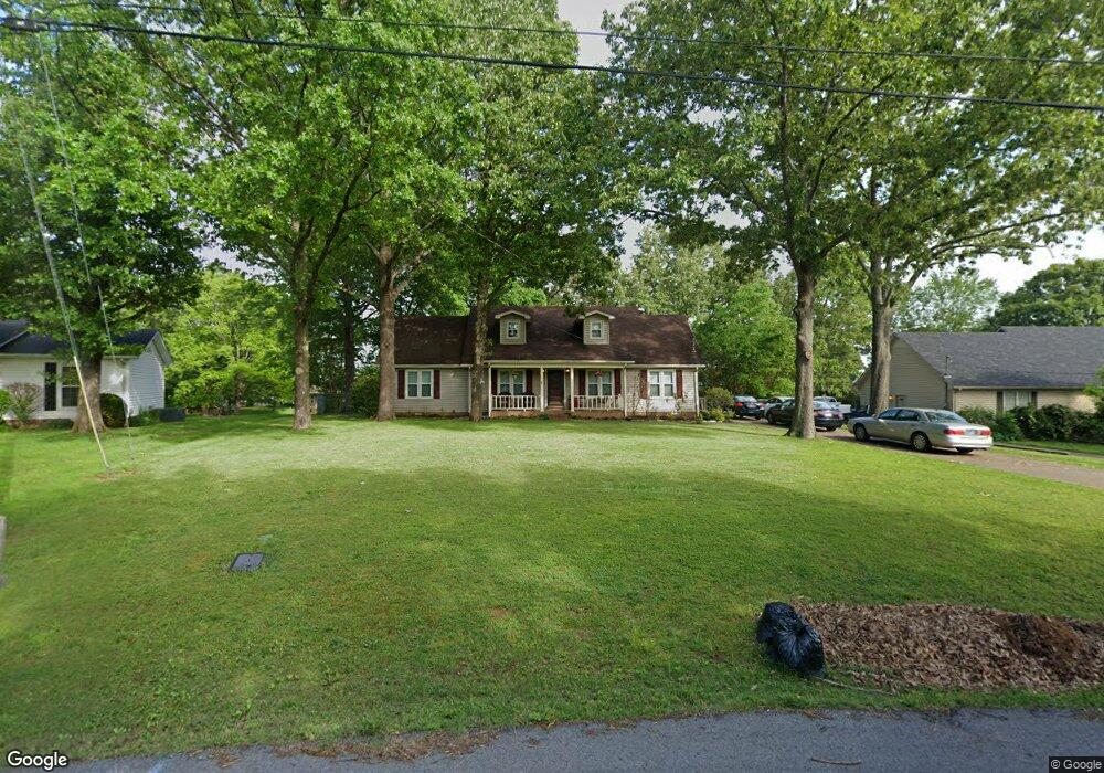 527 Sun Cir, Shelbyville, TN 37160 - photo 1