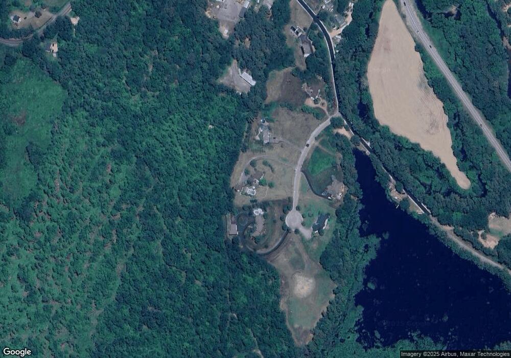 10 Kara Dr, Chichester, NH 03258 - photo 1