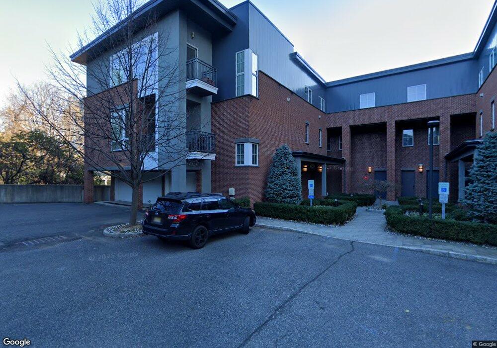 1600 Kaufers Ln unit 15, Fort Lee, NJ 07024 - photo 1