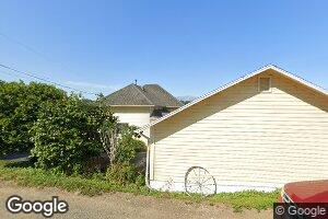 1118 1st St, Gardiner, OR 97441