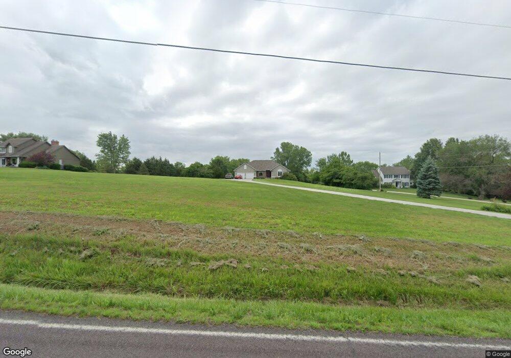 6633 SW 53rd St, Topeka, KS 66610 - photo 1