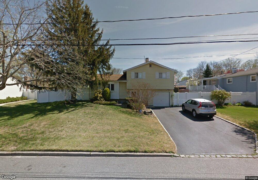 3003 Beechnut Ave, Medford, NY 11763 - photo 1