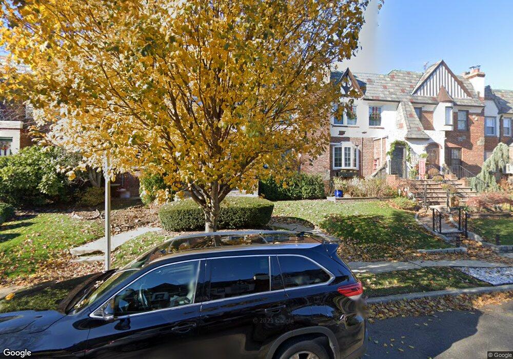 32 Dartmouth St, Valley Stream, NY 11581 - photo 1