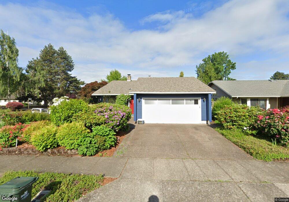 1962 Finch Ln, Eugene, OR 97401 - photo 1