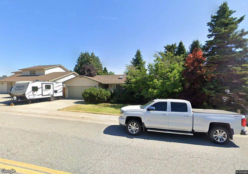 700 12th St NE, East Wenatchee, WA 98802 - photo 1