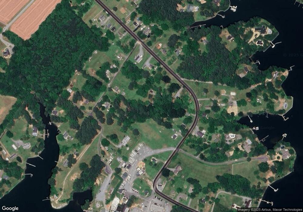 660 Johns Neck Rd, Weems, VA 22576 - photo 1