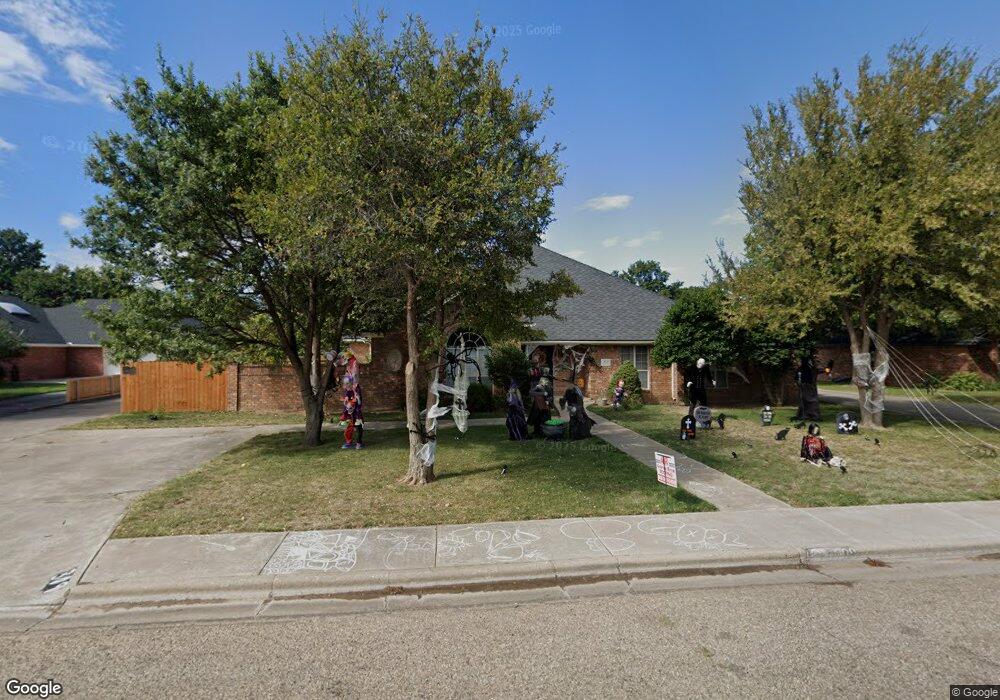 309 Bradley Ln, Dumas, TX 79029 - photo 1