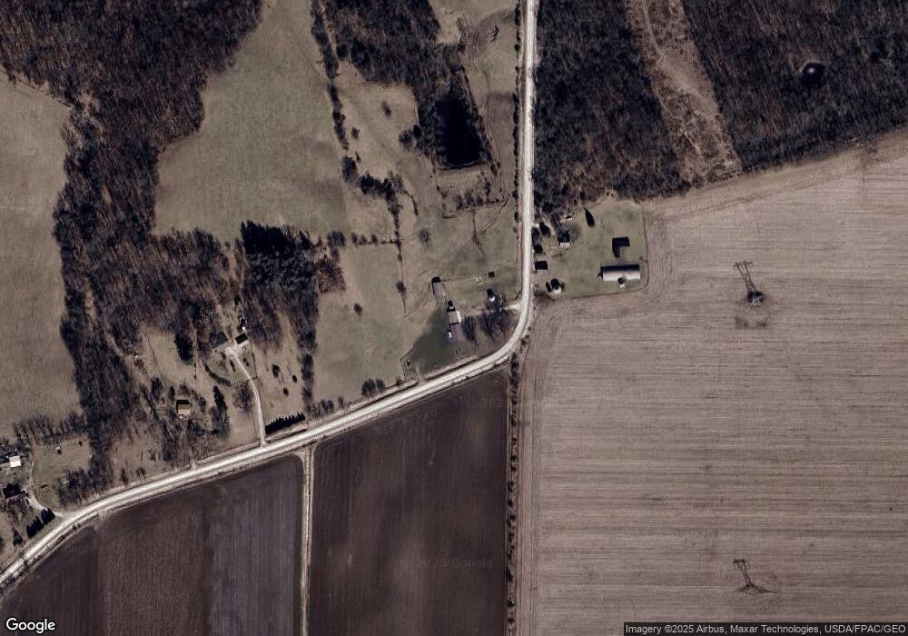 3375 57th Street Ln, Center Point, IA 52213 - photo 1