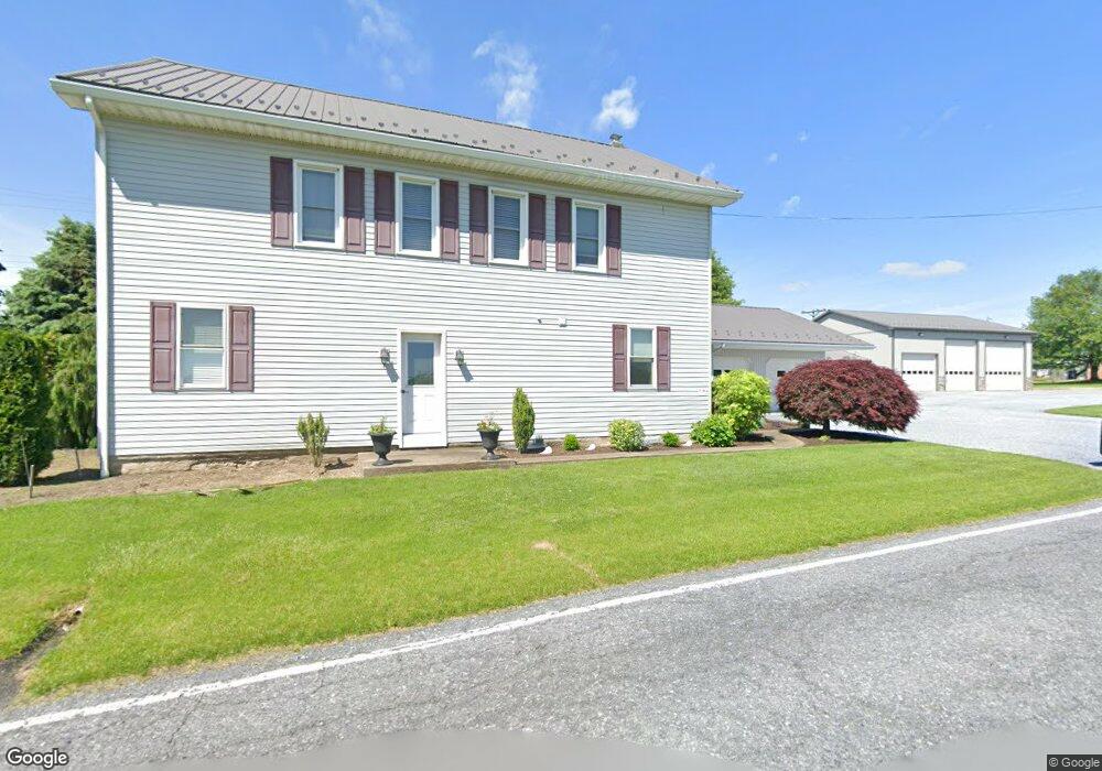 926 Stouchsburg Rd, Richland, PA 17087 - photo 1