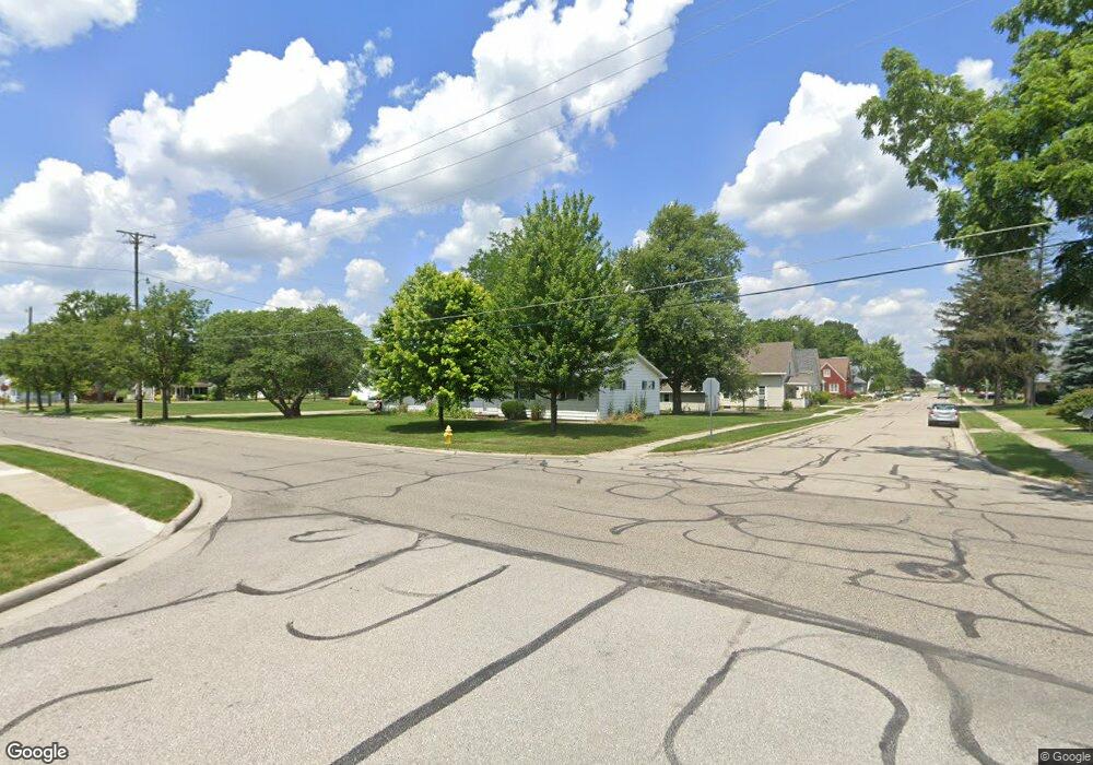 102 Beech St, Archbold, OH 43502 - photo 1