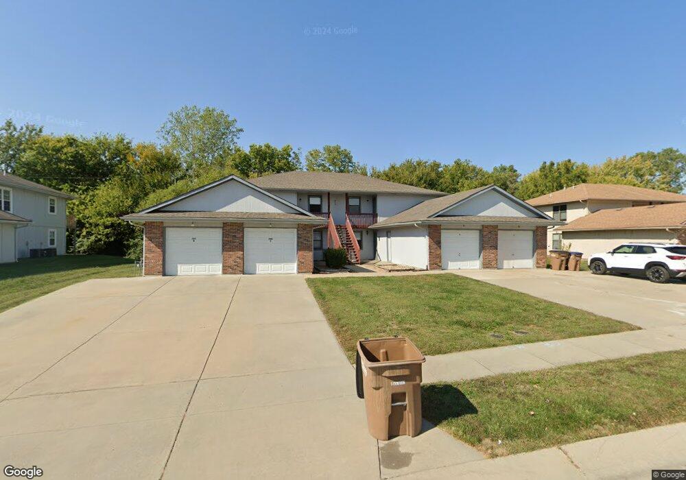200 Sky Vue Dr unit D, Raymore, MO 64083 - photo 1