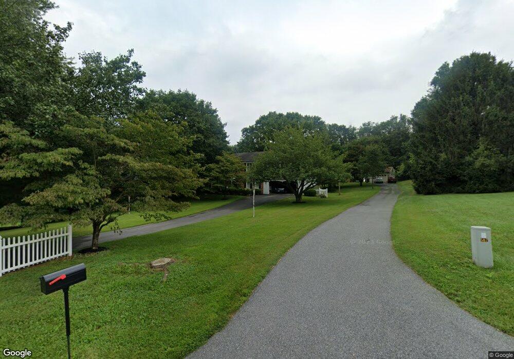 511 Tanglewood Dr, Sykesville, MD 21784 - photo 1